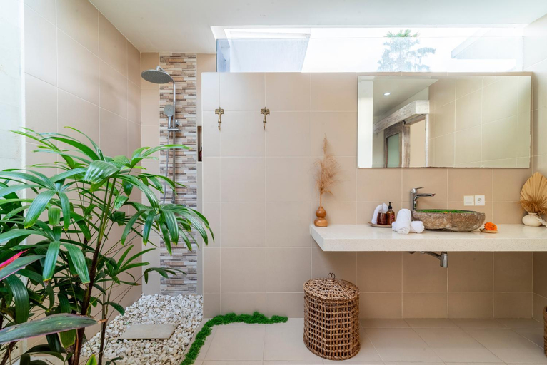 Bathroom 3, Villa Luna Rose, Badung