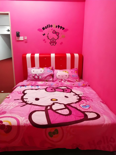 Bedroom 4, Theme Room Hello Kitty , Little Pony and Spiderman, Manjung