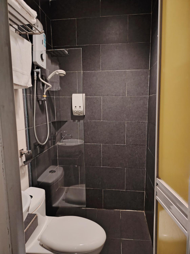 Bathroom 4, Kozi Hotel - Bukit Indah, Johor Bahru
