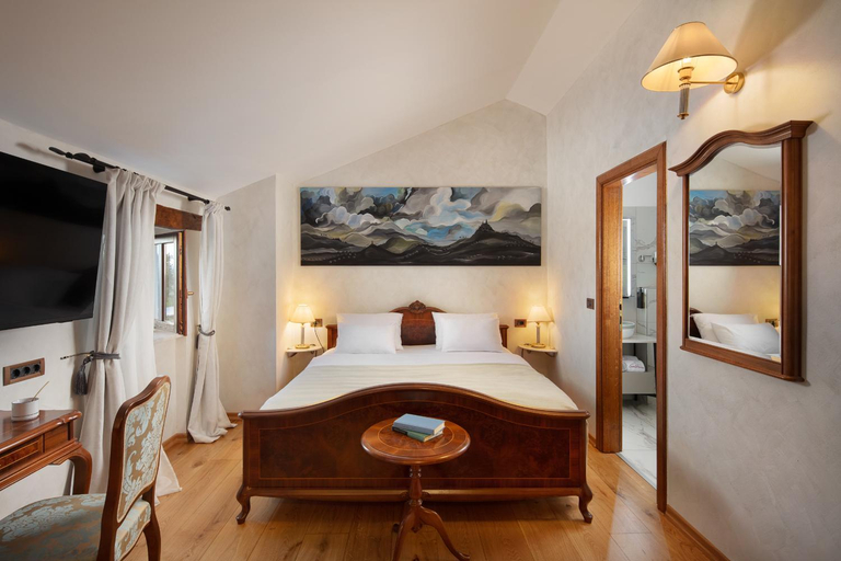 Bedroom 3, Hotel San Rocco, Brtonigla