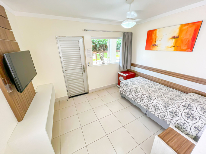 Bedroom 2, DiRoma Lacqua III - Direto com o Grupo DiRoma - acesso ao Acqua Park com café da manhã, Caldas Novas