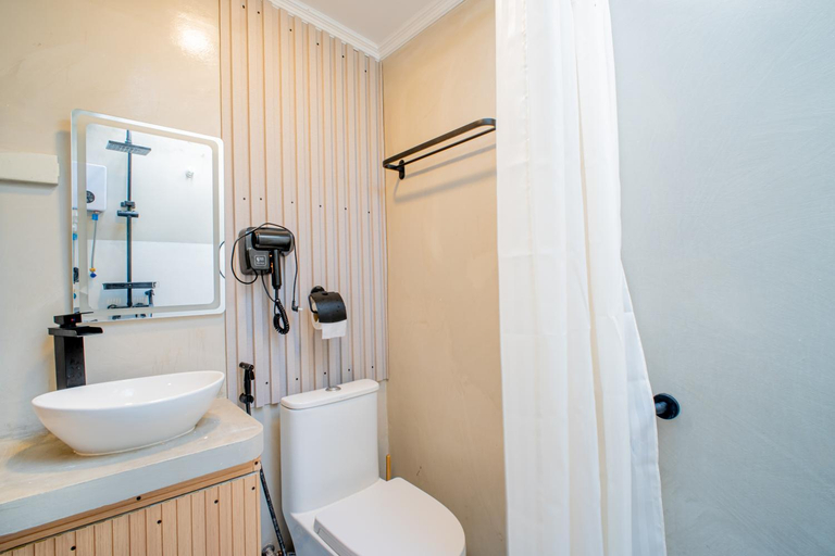 Bathroom, Hayyahayya Villas, Santa Fe