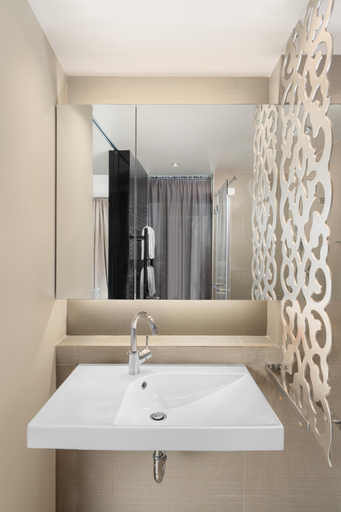 Bathroom, Falkensteiner Hotel Belgrade, Belgrade
