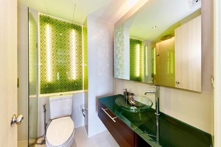 Bathroom 4, Grande Carribean sea view apartments Jomtien beach, Pattaya