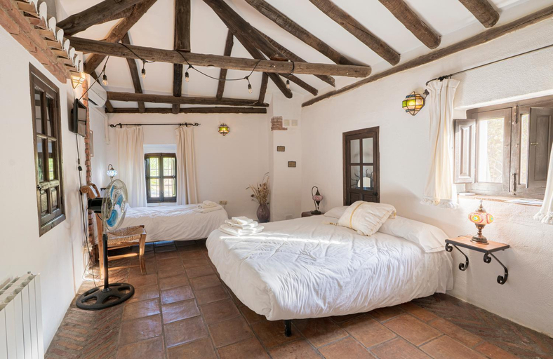 Bedroom 2, Hotel Rural Alqueria de los lentos, Granada