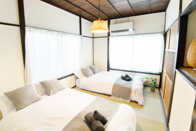 Bedroom 2, Grandioso Hatsudai House
