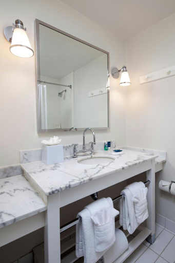 Bathroom 3, Four Points By Sheraton San Diego, San Diego