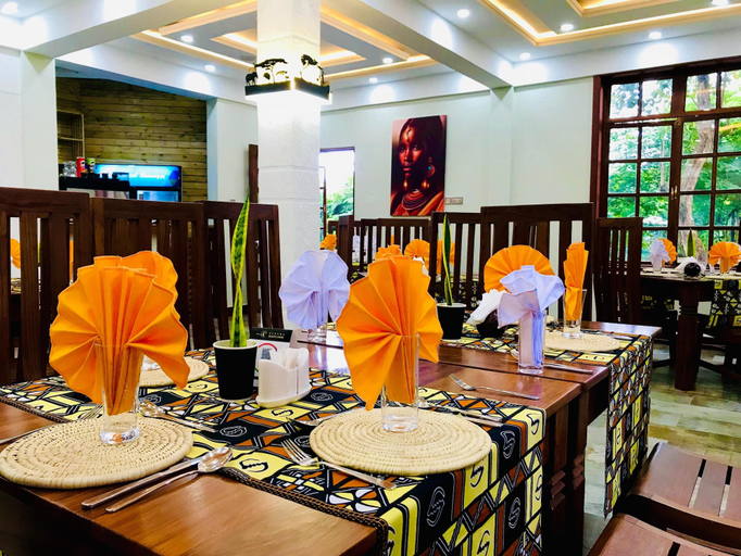 Restaurant 5, Sunset Retreat Hotel, Arusha Urban