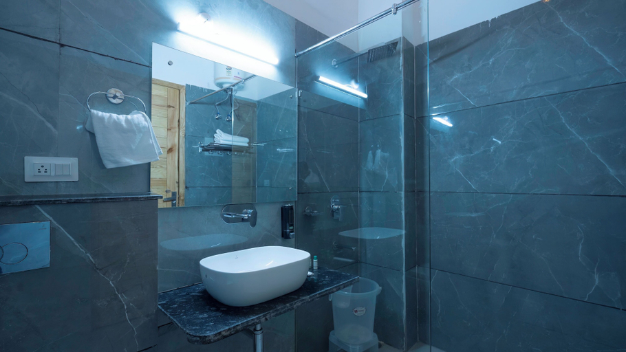 Bathroom, The Forest Resort by 3Tree Group, Nainital