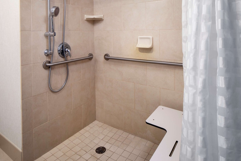 Bathroom 4, Hyatt Place Long Island East End, Suffolk