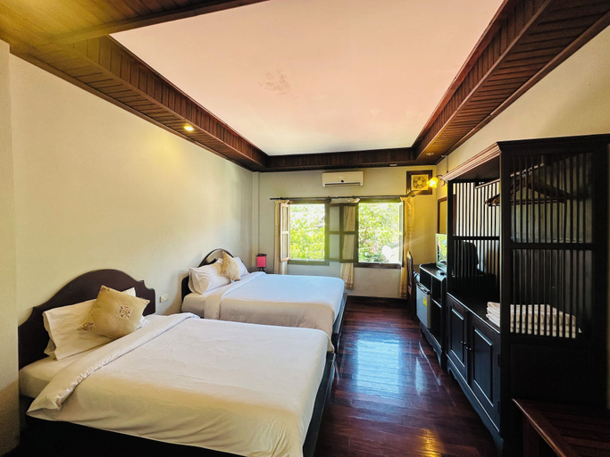 Room 5, Villa Phounsab Tourist Street, Luang Prabang