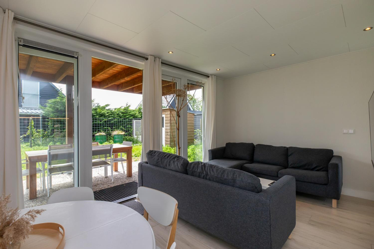 Others 4, Holiday Home in Renesse near Seabeach, Schouwen-Duiveland