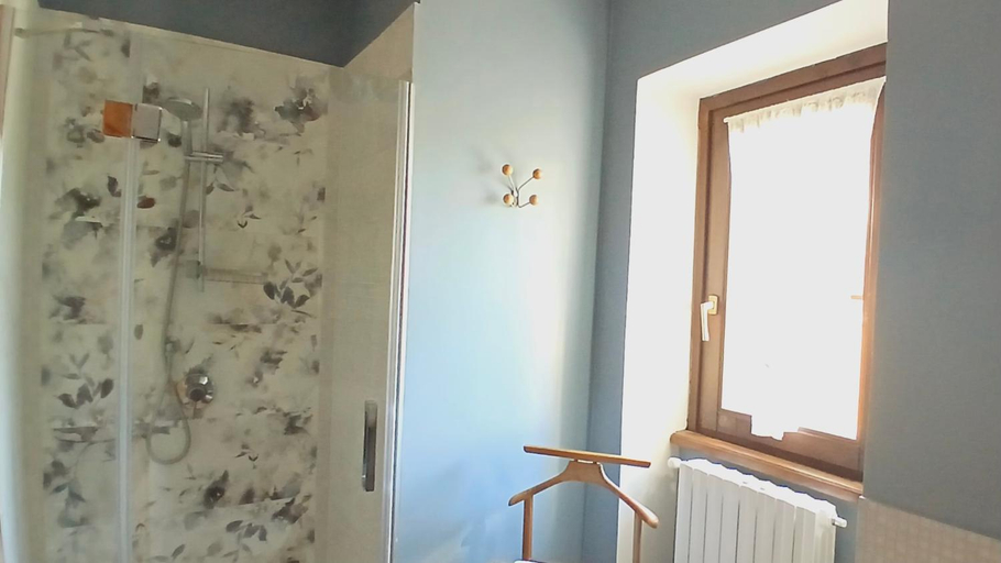 Others 5, Il Bagolaro, Viterbo