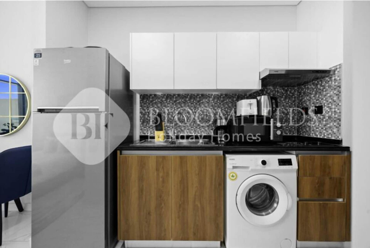Private kitchen, 432 Bloomfields Deluxe STU Gate Masdar, Abu Dhabi City