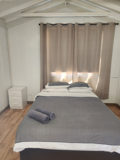 Room 3, Wongan Hills Caravan Park, Wongan-Ballidu
