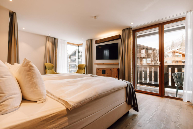 Bedroom 3, Europe Hotel & Spa, Visp
