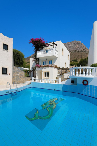 Others 5, Apartment - Sleeps 10 - Parking - Garden - Pool, Crete