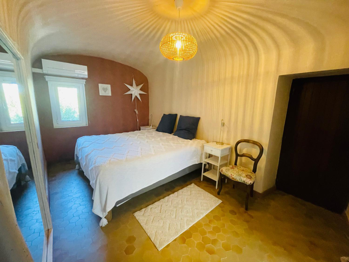 Bedroom 2, Maison des Bourgades, Gard