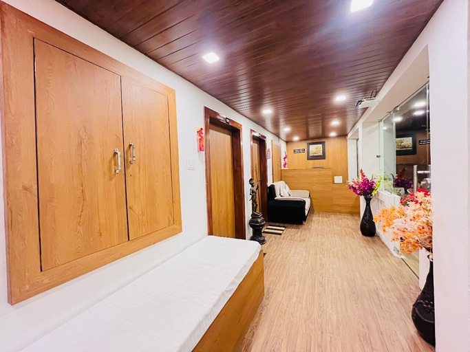 Others 4, Hotel Gulmarg Residency, Sirohi