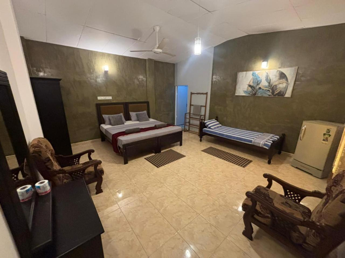 Bedroom 4, Kismet Rest Hotel, Weligama