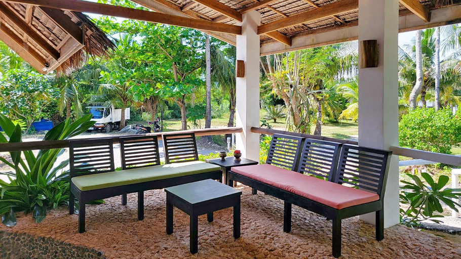 Public Area 3, Kawayan Holiday Resort, San Juan