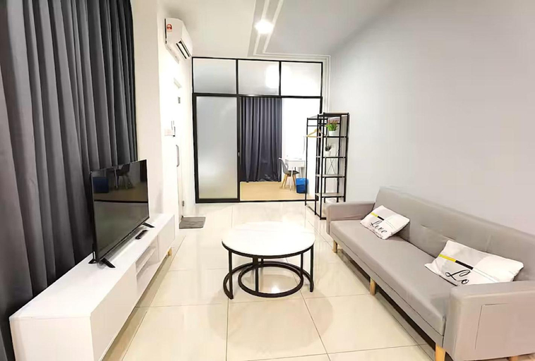 Bedroom 2, Manhattan Suites ITCC, Penampang
