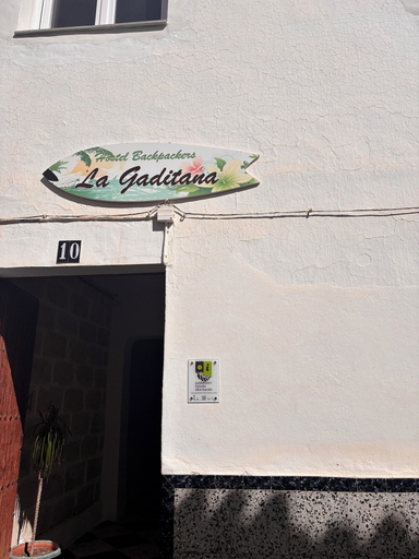 Exterior & Views 2, Backpackers La Gaditana, Málaga