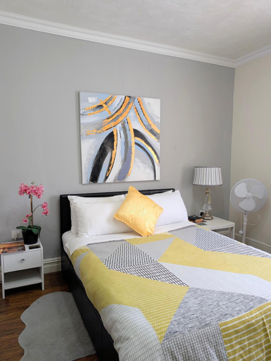 Bedroom 2, Gabriel Guesthouse, Denbighshire