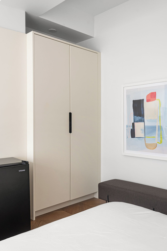 Room 2, The Bowery Lofts Hotel, Montréal
