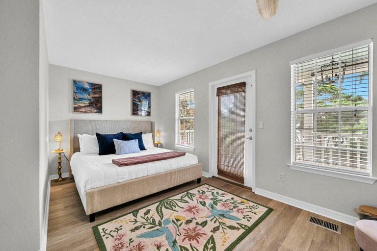 Room 2, Milo's Beach Bungalow, Walton