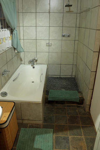 Bathroom 4, Thorn Tree Bush Camp, City of Tshwane