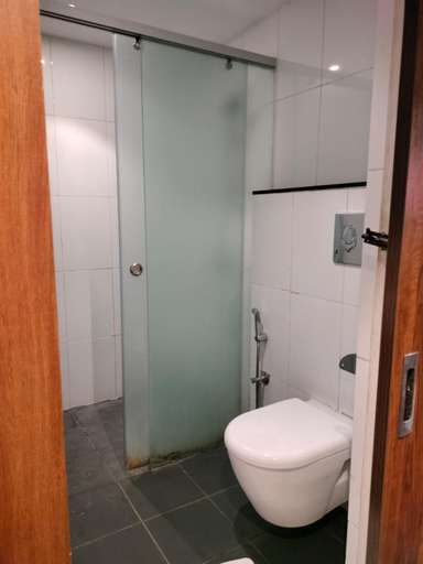 Bathroom 2, hotel blak and wite, Visakhapatnam
