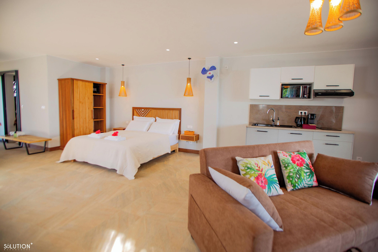 Room 3, Amako Beach House, Diana