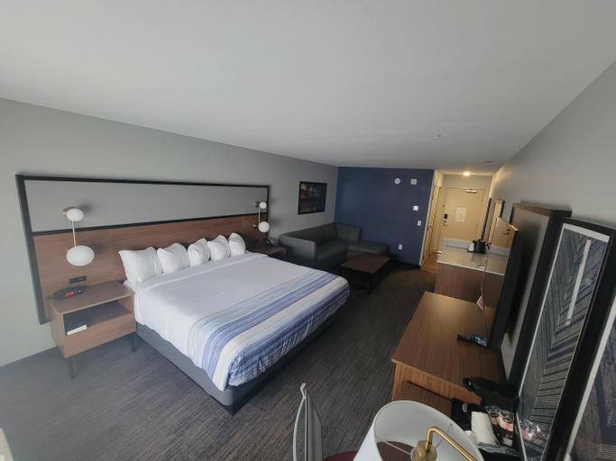 Bedroom 3, AmericInn by Wyndham International Falls, Koochiching