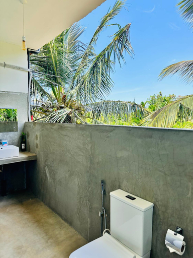 Bathroom 2, Blue Mountains View, Dambulla