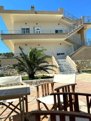 Others 4, Villa Fjorald, Sarandës