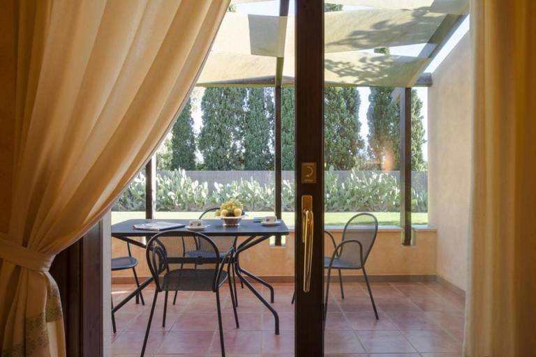4, Sardinian-style Resort 2 Bedroom Apartments Sleeps 7, Cagliari