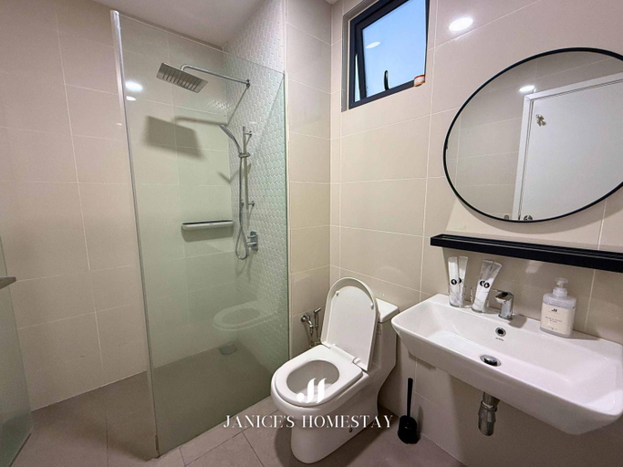 Bathroom, Continew Residences by Janice's Homestay, Kuala Lumpur