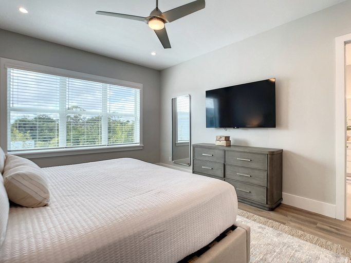 Room 5, Lala at the Beach 512, Volusia