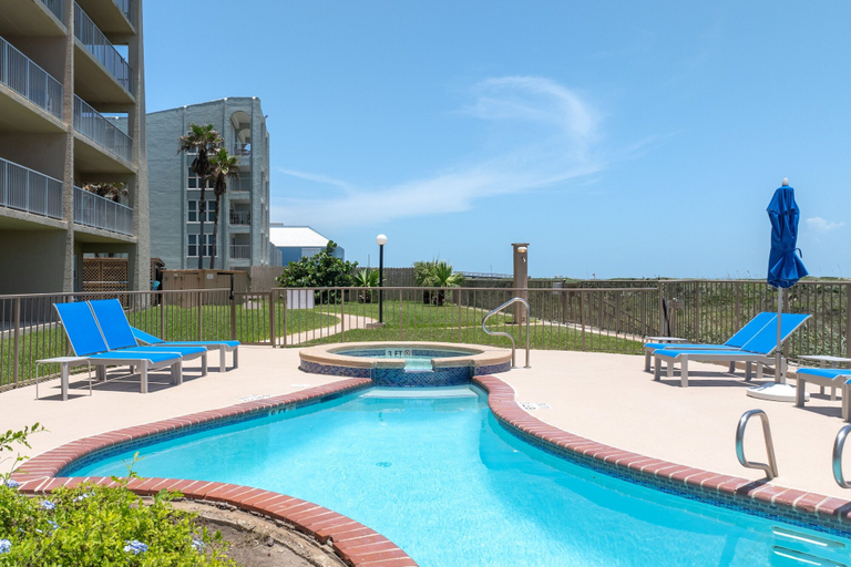 Pool 2, Edgewater Unit #301 3 Bedroom Condo by RedAwning, Cameron