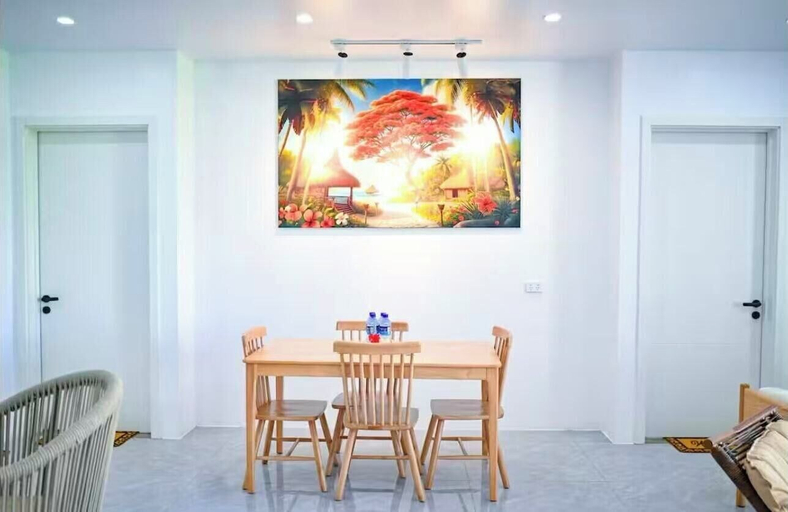 Living area, My Wailoaloa Apartment, Ba
