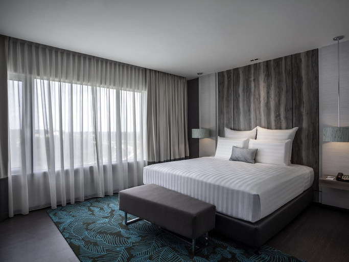 Bedroom 3, Pullman Miri Waterfront, Miri