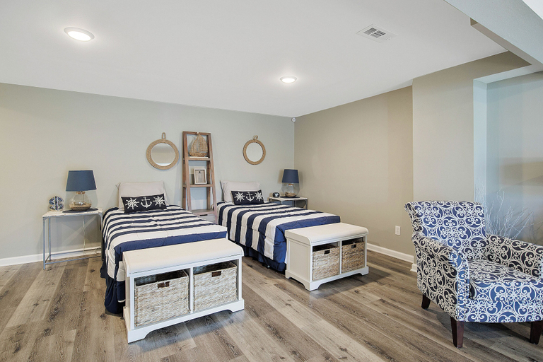 Room 5, Game Room, Dock Life, Fire Pit & Hot Tub!, Camden
