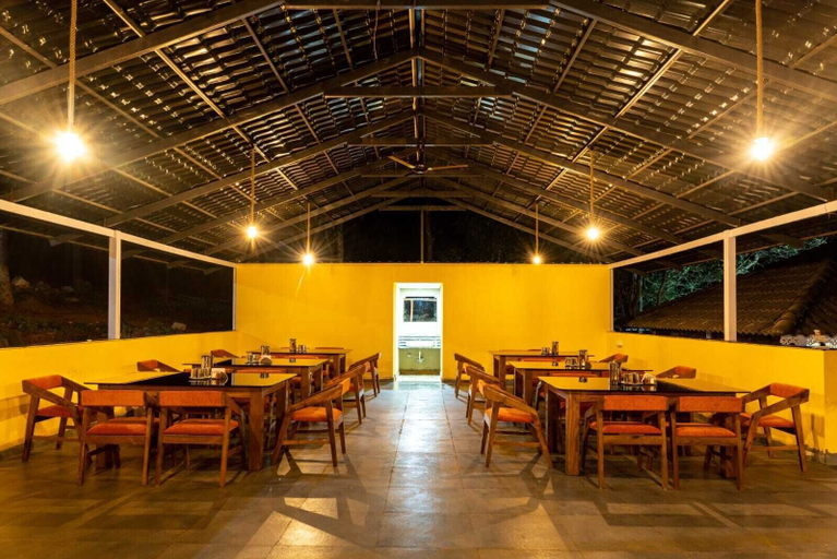 Food & Drinks 3, Verdant Cottages, Uttara Kannada