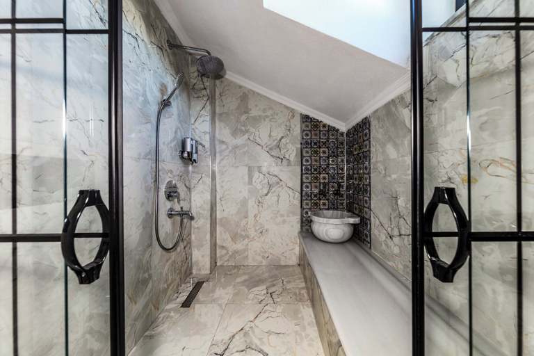 Bathroom 5, AirGate Airport Hotel, Arnavutkoy