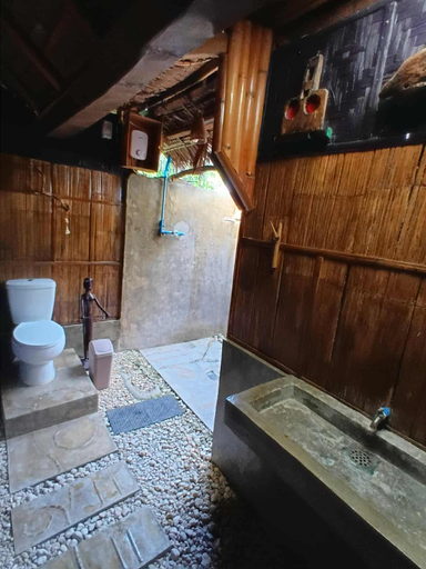 Bathroom 3, Herbs Guesthouse & Restaurant, Moalboal