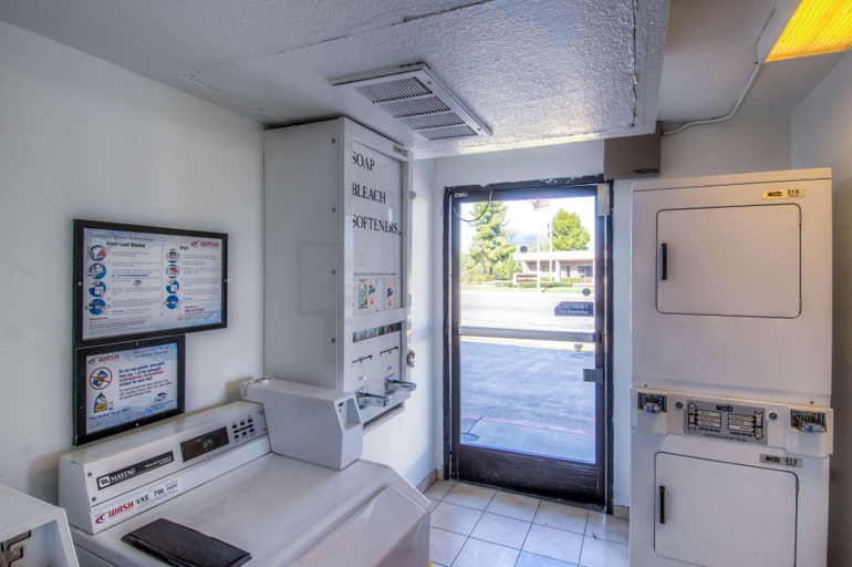 Bathroom 4, Motel 6 Redding North, Shasta