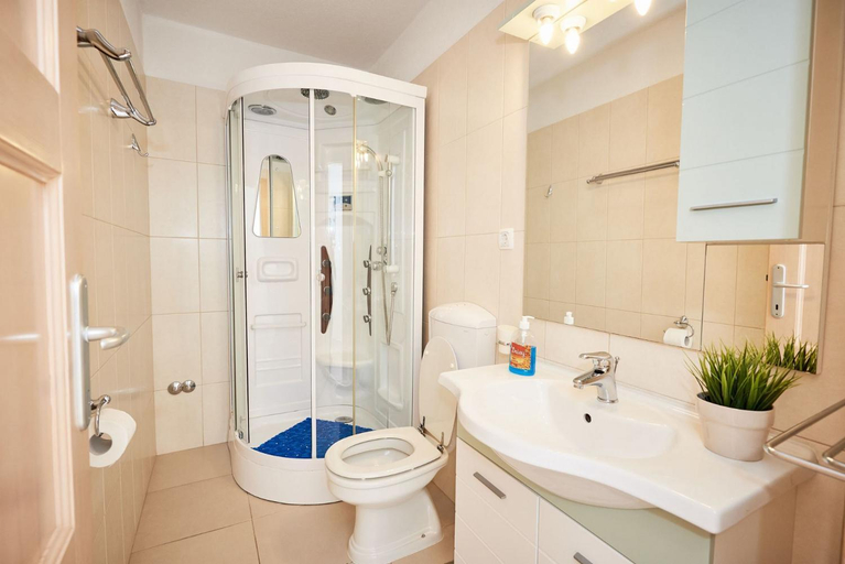 Bathroom 3, Apartments Sea front, Slivno