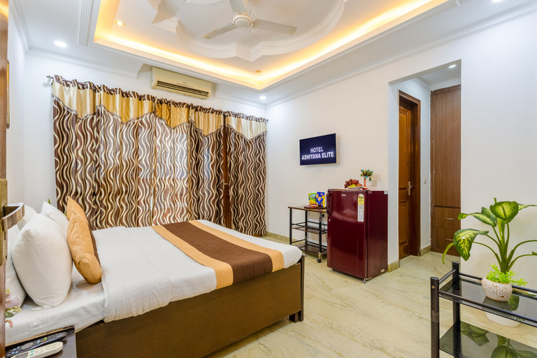 Room 4, Hotel Ashiyana Elite, Gurgaon