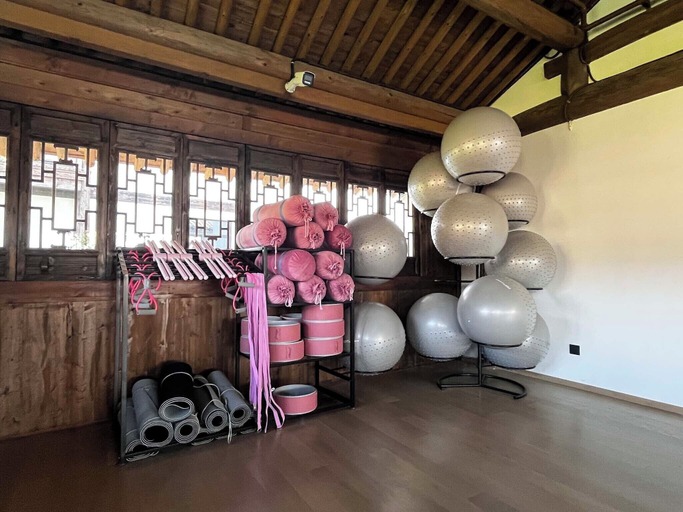 Yoga 2, XUANDE GATE HOTEL, Jiaxing